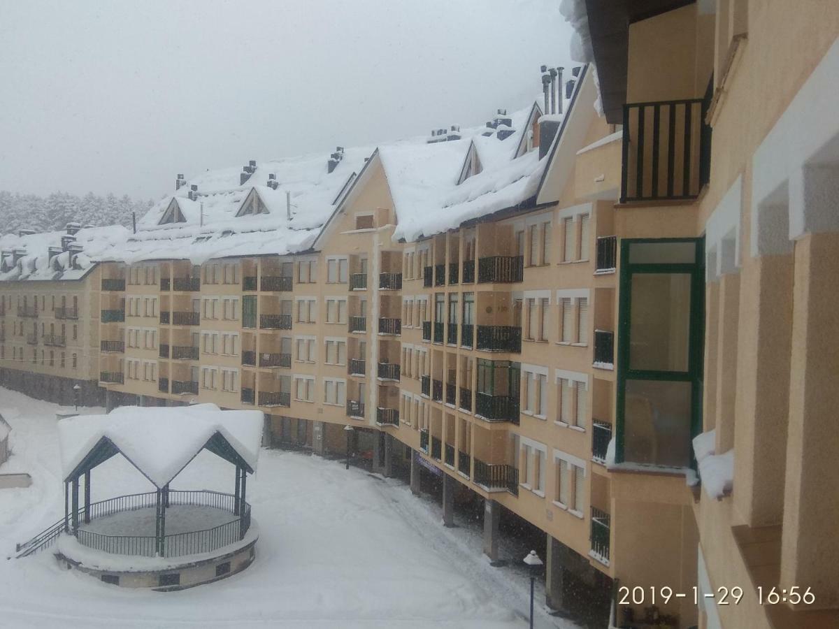 Apartamento De Montana "Nueva Canfranc" Екстериор снимка